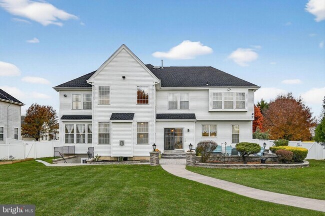 Building Photo - 20 Jasmine Rd