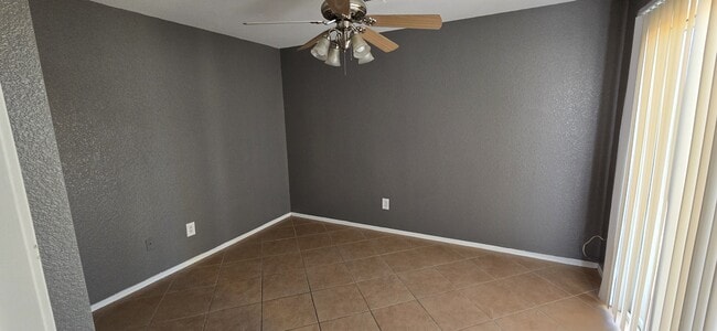 Building Photo - 3256 S Chaparral Rd