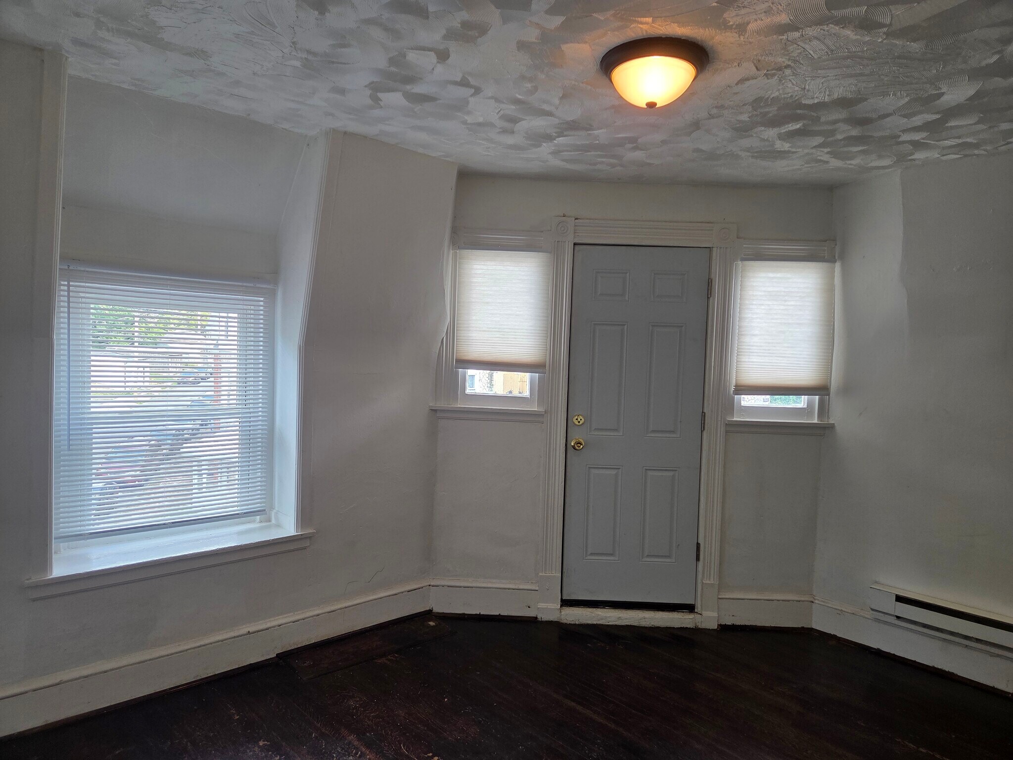 Building Photo - 226 Clymer St