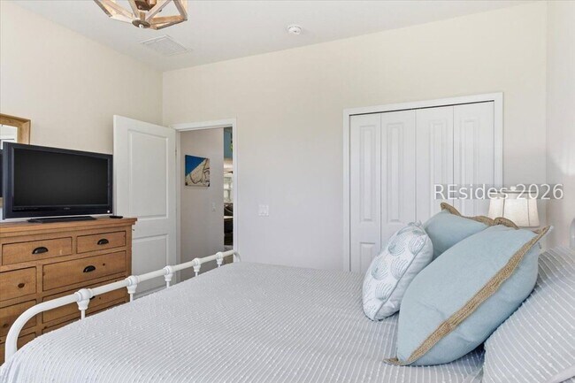 Building Photo - 144 Coral Reef Wy