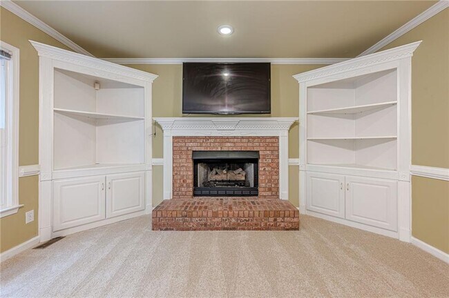 Building Photo - 461 Braidwood Walk NW