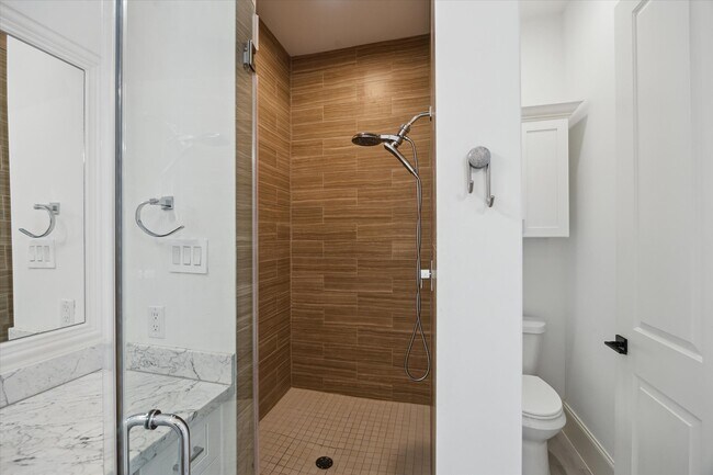 Building Photo - 2509 Dorrington St