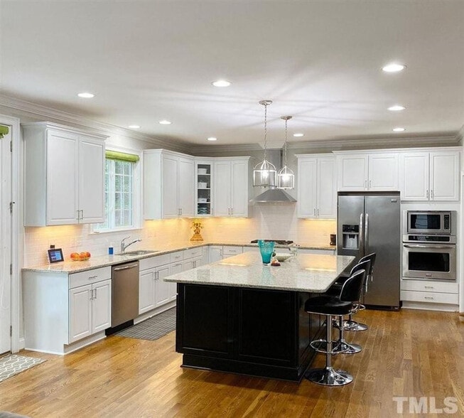 Building Photo - Room in Single Family Home on Grande Chateau Ln