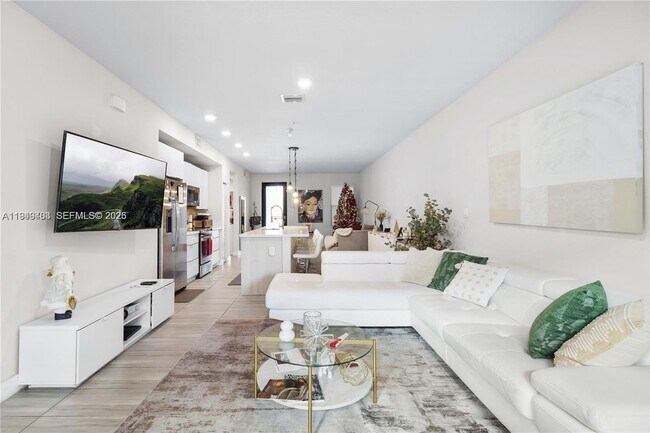 Building Photo - 7805 NW 104th Ave