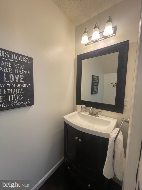 Building Photo - 2960 McGee Way