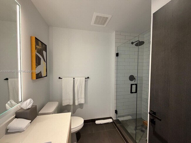 Building Photo - 398 NE 5th St