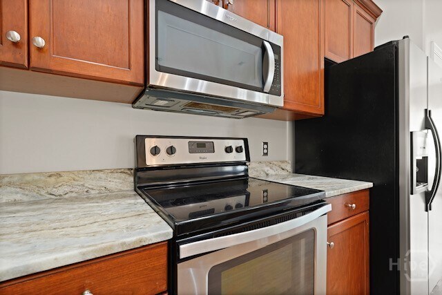 Building Photo - 168 Willow Point Cir