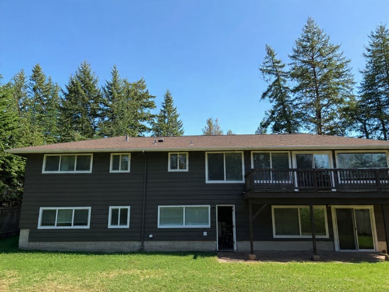 Building Photo - 8230 SE 72nd St