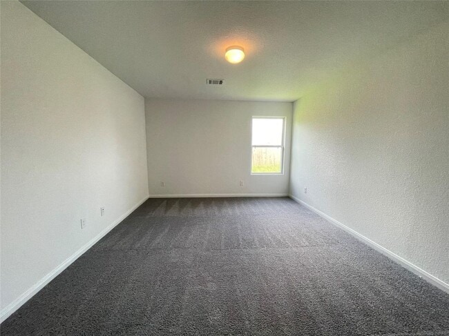 Building Photo - 690 Rd 51021