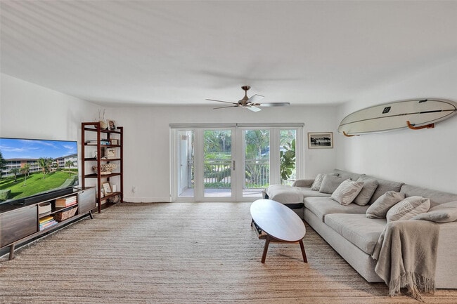 Building Photo - 2501 S Ocean Blvd