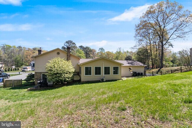 Building Photo - 509 Dogwood Ct