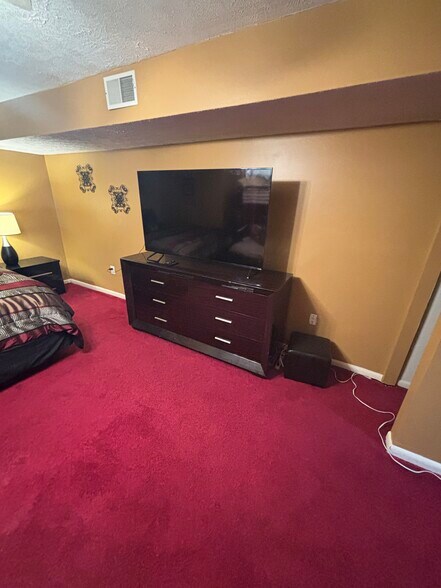 Building Photo - 9510 Calvert Manor Ct