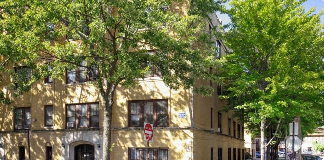 Building Photo - 1400 N Honore St