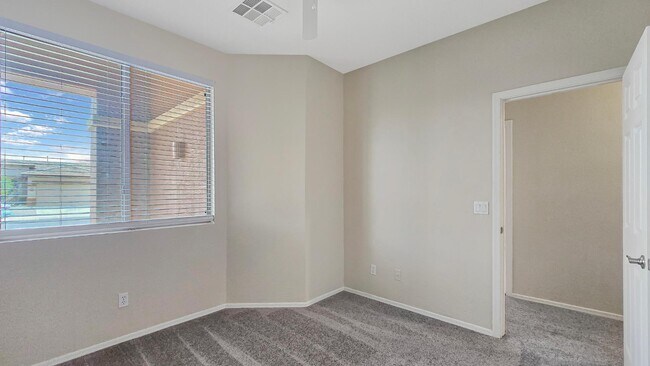 Building Photo - 13395 S 176th Ln