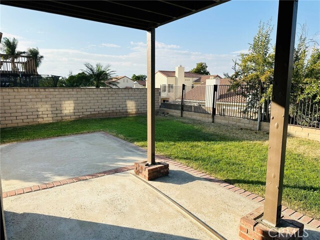 Building Photo - 26220 Windsor Dr