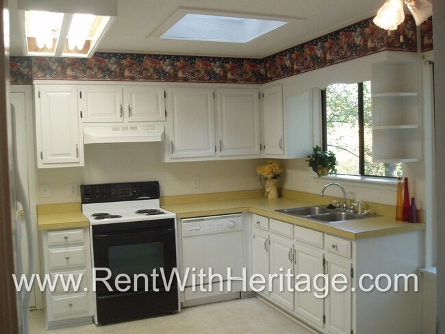 Building Photo - WOW!!..SPECTACULAR...UPGRADES/ BONUS ROOM ...