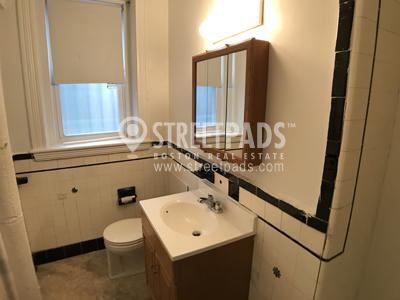 Building Photo - 2 bedroom in Boston MA 02135