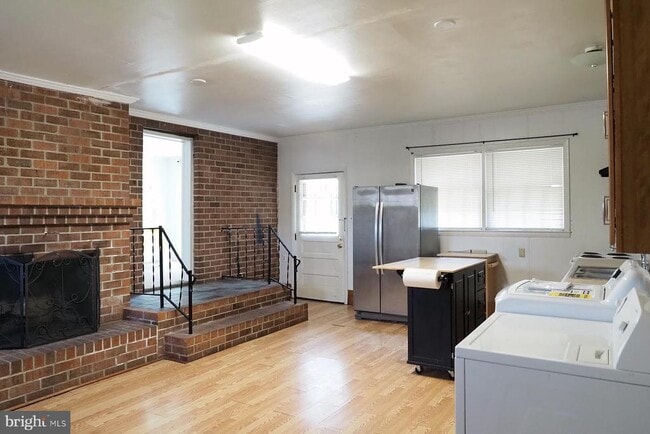 Primary Photo - 612 N Preston St