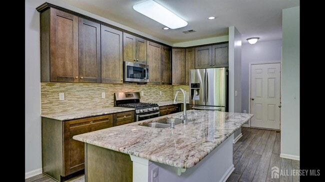 Building Photo - 202 Downey Ln