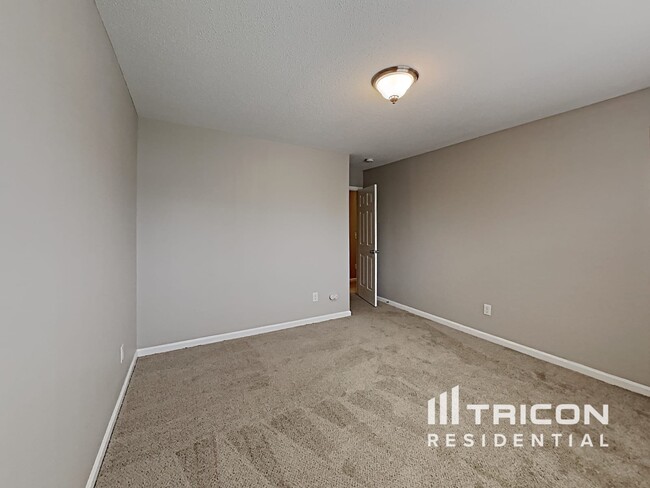 Building Photo - 141 Grafton Ln