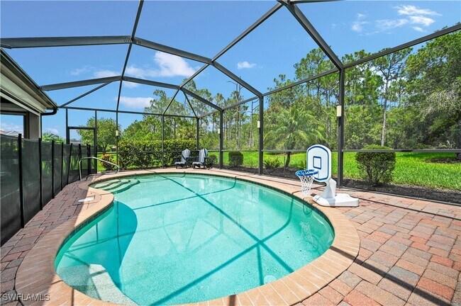 Building Photo - 13085 Cardeto Ct