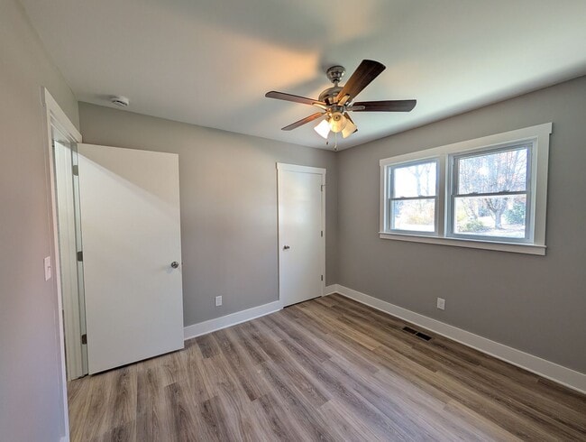 Building Photo - Fletcher Rental! Newly Renovated