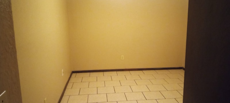 Building Photo - 902 Cynthia St