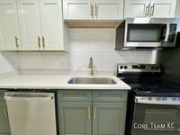 Building Photo - 4337 Mercier St