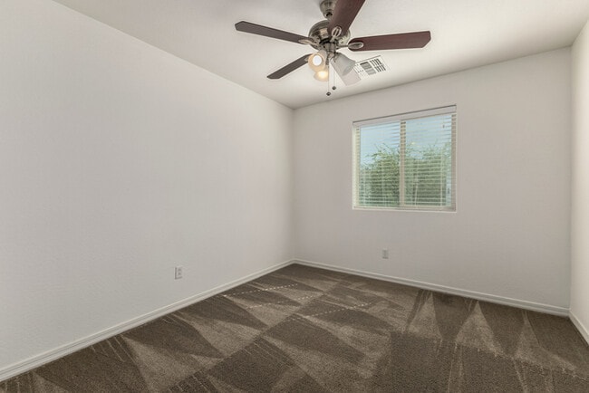 Building Photo - 2972 E Shannon St