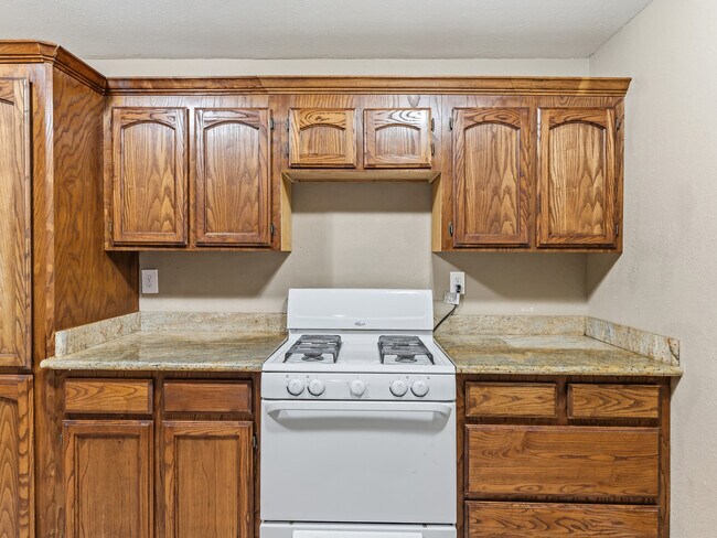 Building Photo - 620 Blueberry St
