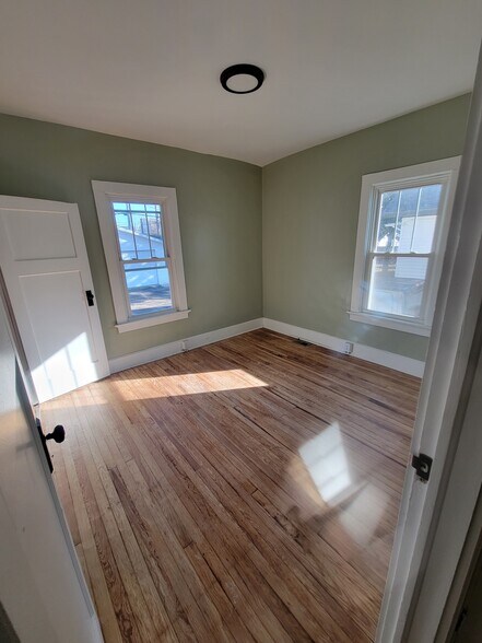 Downstairs Bedroom 1 - 644 S Englewood Ave