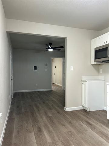 Building Photo - 407 N Justin Ave