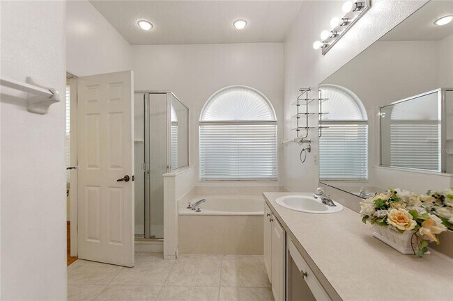 Building Photo - 6619 Imperial Oak Ln