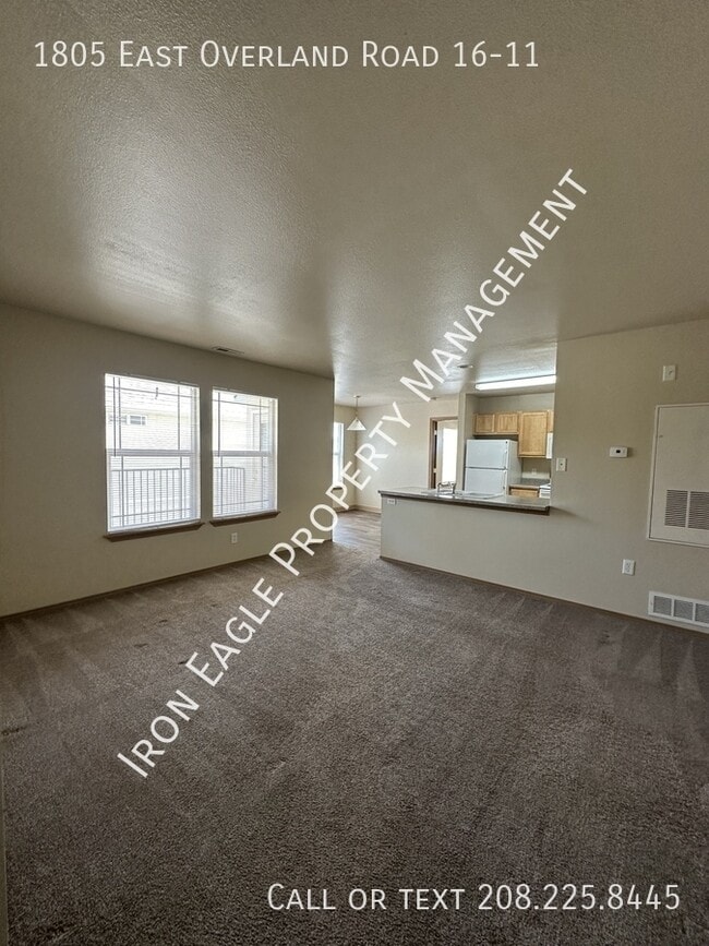 Building Photo - 1805 E Overland Rd