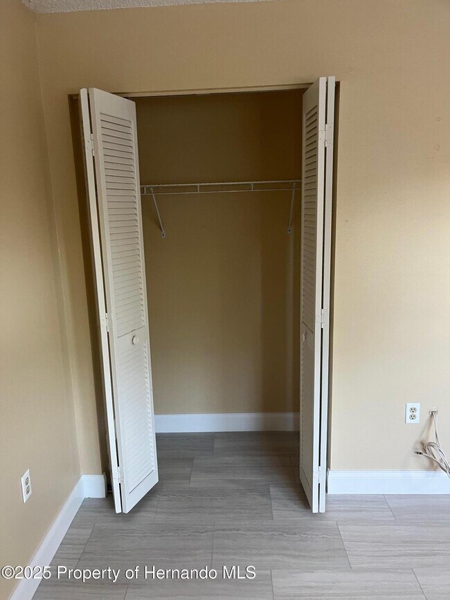 Building Photo - 12474 Drayton Dr