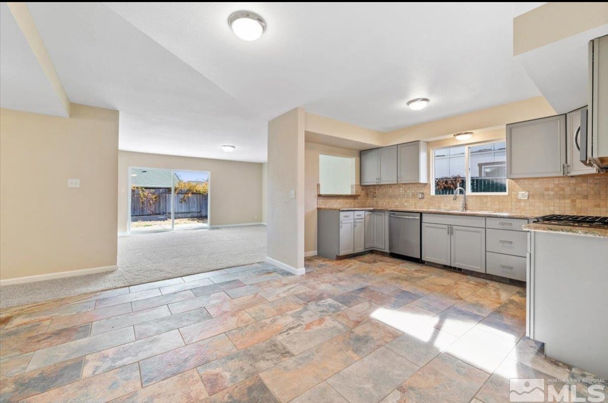 Building Photo - 630 Teel St