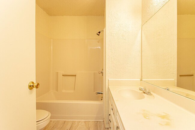 Building Photo - 1525 Northwick Ct