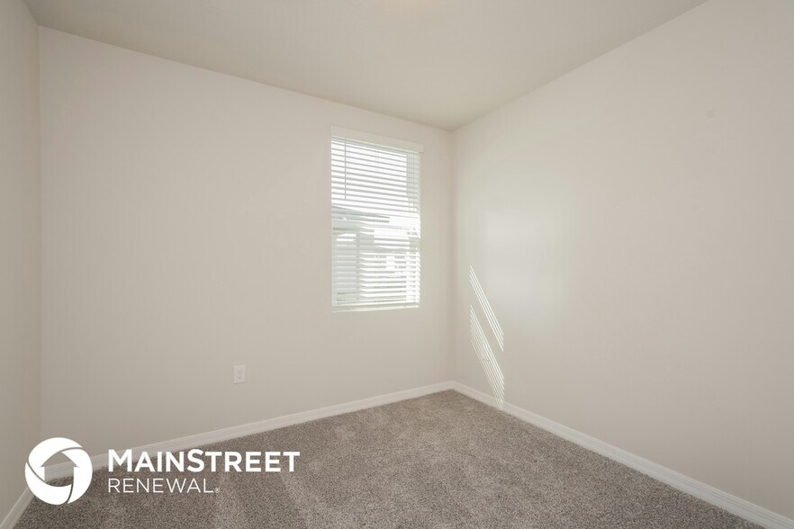Building Photo - 574 Amadoras Wy
