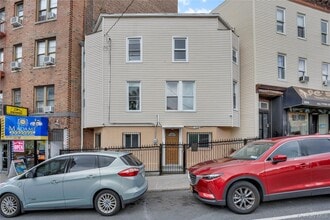 Building Photo - 3338 Fort Independence St