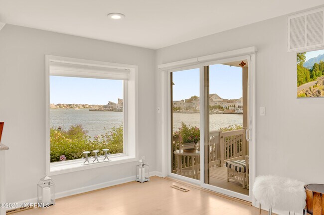 Building Photo - 4 Bay Point Harbour