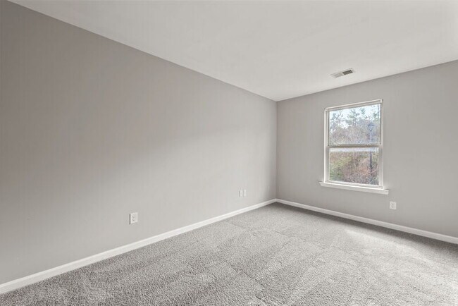 Building Photo - 3205 Blue Springs Trace