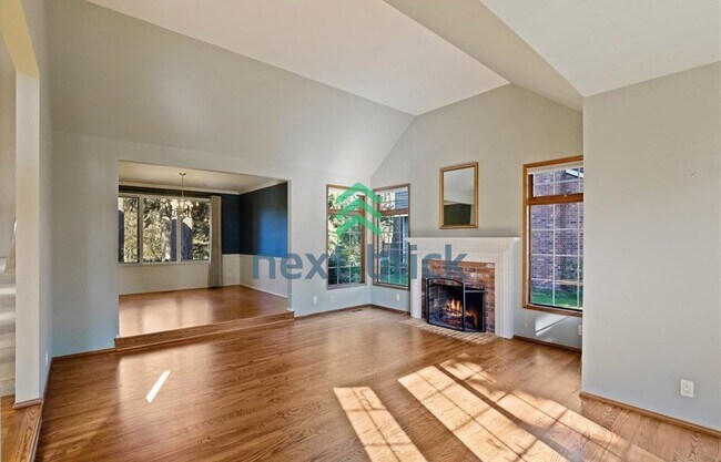 Building Photo - Beautiful 4-Bedroom Home with Spacious Yard in a Quiet Cul-de-Sac
