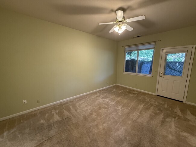 Building Photo - 342 Mission Serra Terrace