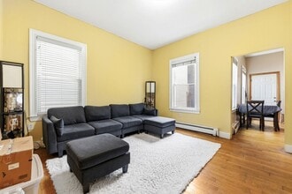 Building Photo - 13 Fulkerson St