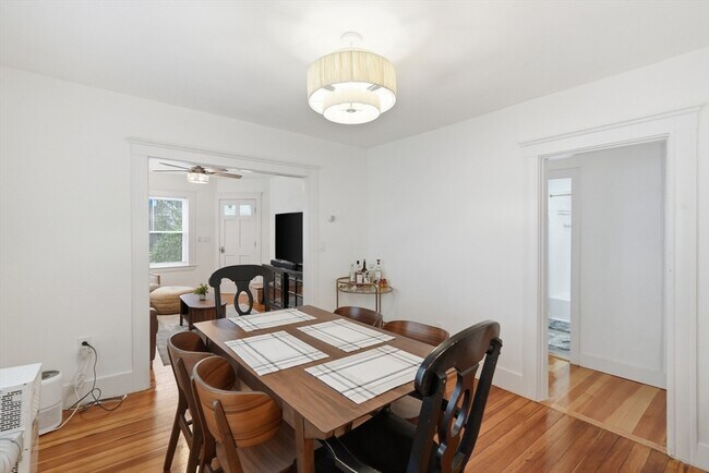 Building Photo - 31 Quimby St