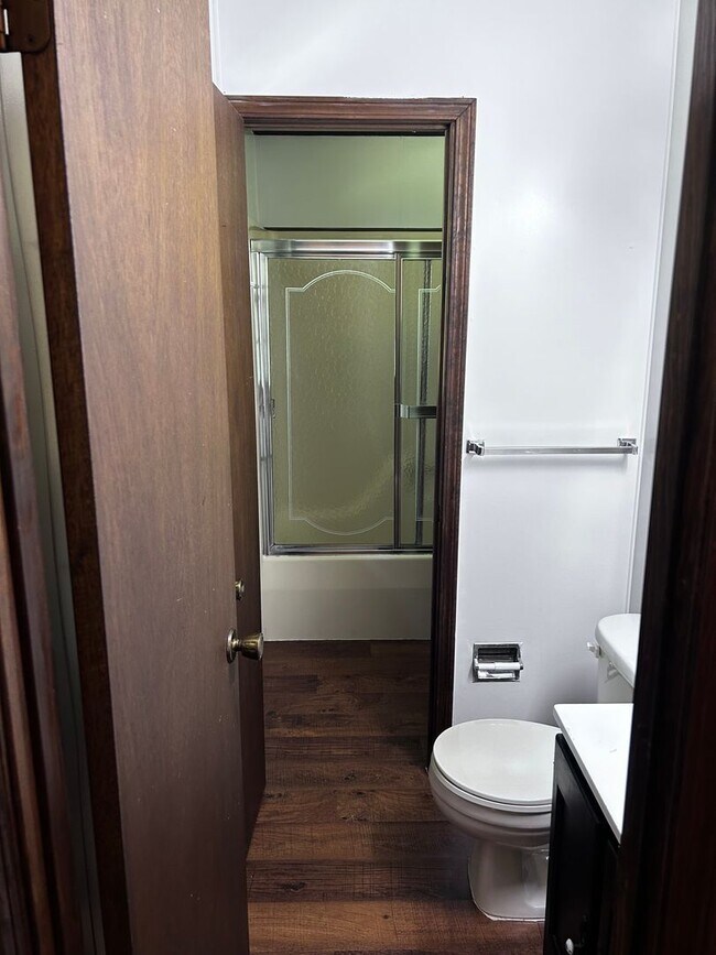 Building Photo - 1601 Cedarbrook Dr