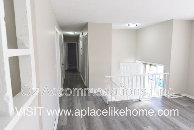 Building Photo - 8206 W 57th Terrace