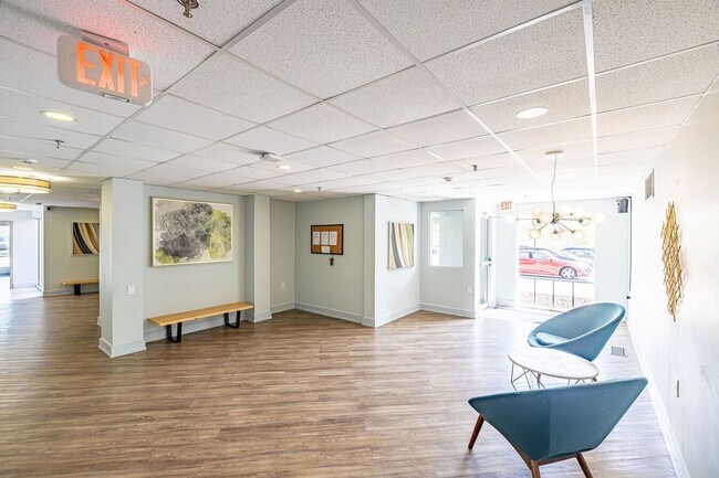 Building Photo - 1505 N Peoria Ave