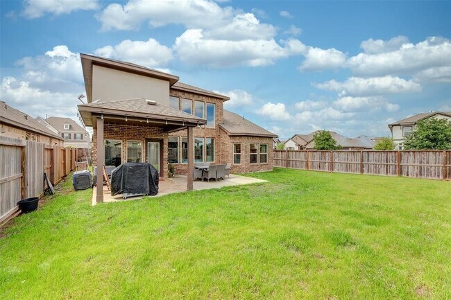 Building Photo - 11730 Twin Creeks Hill Dr