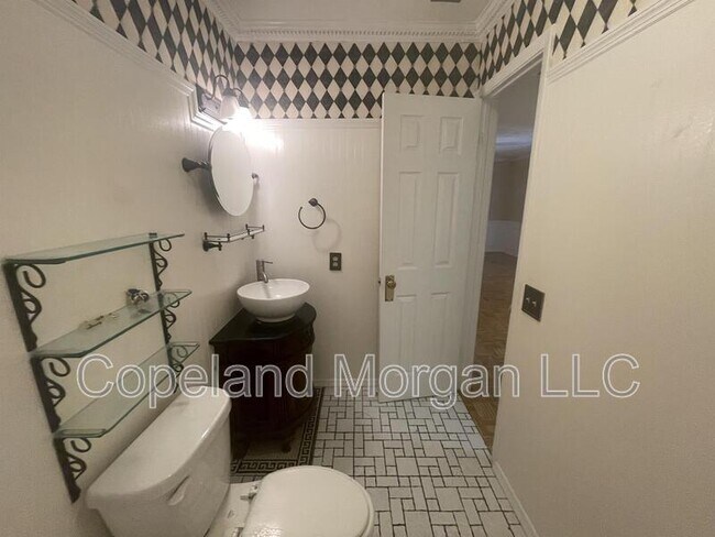 Building Photo - 8221 12th Way N